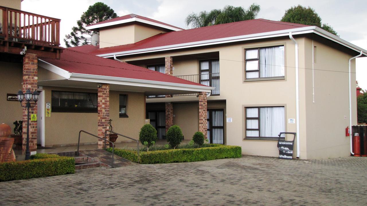 Bel Air Guest House Piet Retief Exterior foto