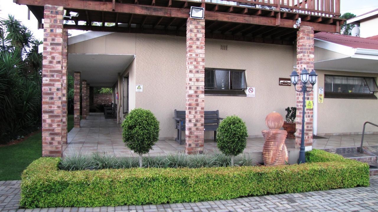 Bel Air Guest House Piet Retief Exterior foto